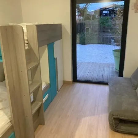 别墅 Bord De 400 M De La *