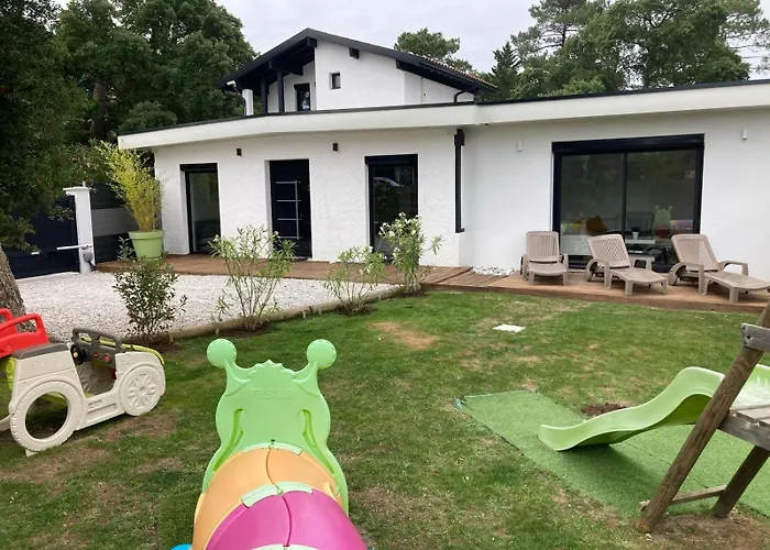 Vila Bord De 400 M De La Labenne